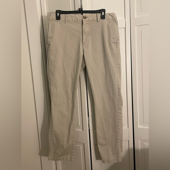 Old Navy flat front chinos - Picture 1 of 2